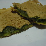 まことや - 半分に割ると・・・