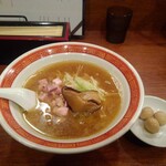 麺処 にぼし香 - 山陰食材のネギソバ&うずらの卵