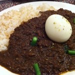 音匙 - キーマカレー+半熟卵