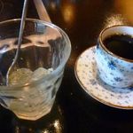 ふぐ乃小川 - デザート（柚子のジュレだったかしら）とコーヒー・