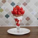 niwa cafe - たっぷりいちごパフェ☆