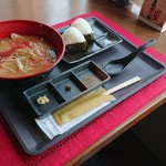 カフェ トンジール - 特製とん汁と契約農家直送コシヒカリ