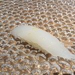 北新地 すし通 - ハリイカ握り