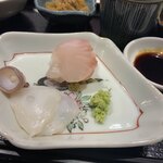 炭火魚 旬彩料理 坂本 - お造り：平目、蛸