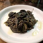 イルピアット - するめイカとズッキーニのイカスミソース