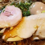 Kushiyaki Menya Torinosuke - 鶏むねチャーシューとももチャーシュー。