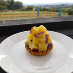 はなぶさ有機農園直営スイーツキッチン - スイートポテトのタルト