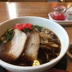 ひまわり - 今回も濃色しょうゆ中華そば７５０円をいただきました（２０１９．１２．９）