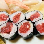 すし徳 - 「鉄火巻き」もひがしもの〜♫