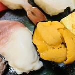 すし徳 - こちらにも「ホッキ貝」と「雲丹」が…