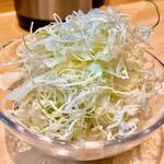 箱崎 井のかわず - 新鮮なキャベツの千切りをお替り～