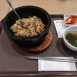 韓国料理 bibim - 石焼ビビムパ780円