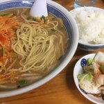 丸久ラーメン - 