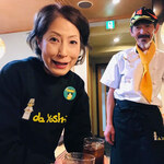 ダ ヨシ スシバー - 店主と美人奥様