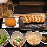 北神ぎょうざ - ほろよいセット1000円