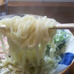 さんくるげ - 麺は平打ち手もみ縮れ❗