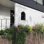 マモン エ フィーユ - お店外観