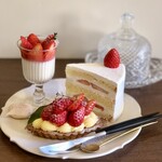 小さな菓子工房 ちょうのはね - 苺のバルケット、苺のショートケーキ、苺のブランマンジェ ミニ