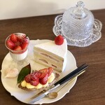 小さな菓子工房 ちょうのはね - 華やかで美しいケーキ♡