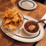 CRUZ BURGERS & CRAFT BEERS - 