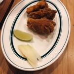 CRUZ BURGERS & CRAFT BEERS - 