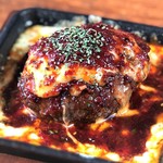 Yakiniku Yansando - ランチタイム限定旨辛チーズハンバーグランチ！