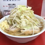 ラーメン二郎 - 「ラーメン」750円 ※麺半分・ヤサイニンニク