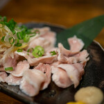 豚小家 - 2019.12 りんげる刺し（480円）湯引きした産道