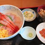 海鮮丼・定食 凪 - 本日の地魚丼