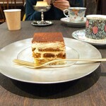 フロムアファー - カップも素敵。