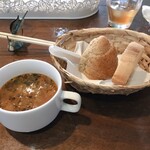 フィッシャーマンズクラブ - セットのスープとパン