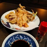 ちんぼーら - ウスターソース+七味唐辛子で食べるうちなー天ぷら