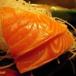 宝寿司分店 - サーモンにぎり