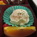 大相撲三月場所　食堂 - ポテサラ