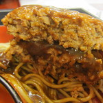 大相撲三月場所　食堂 - ハンバーグは分厚い