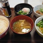 すき家 - まぜのっけごはん朝食(ライスミニ)¥310