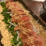 ももや精肉堂 - 長ーいレバ刺し