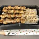 吾助 - 焼き鳥弁当…500円（特注：全てもも串&お新香抜き）