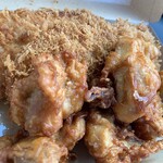 松のや - 料理写真:箱が油で光ってるくらいビタビタで