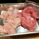 ほるもん猿 - 左から
      ホルモン、かしら