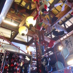 本家伴久 - 玄関吹き抜けには”吊るし雛”が…(2013.Feb)