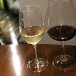 Chizu Chuzu Higoban - ワインごとに温度管理されたグラスワインは飲みやすさ抜群。