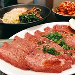 焼肉ホルモン多喜万 - 