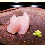 にい留 - 三重のクエ