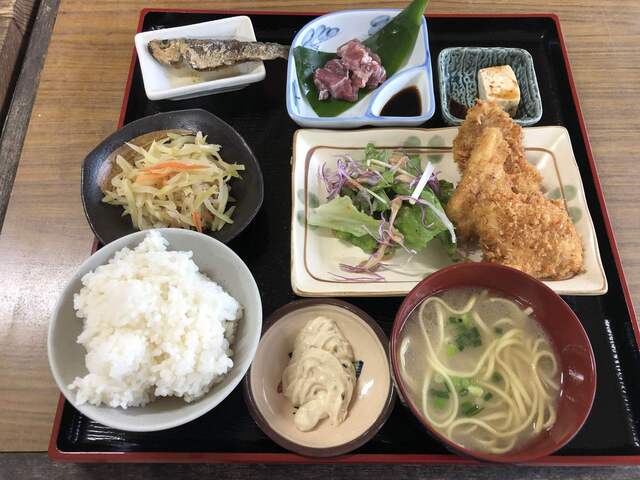 キッチンみさき 石垣市 定食 食堂 食べログ