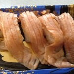 はまみ鮨 - 炙りとろサーモン