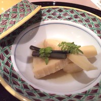 札幌 なだ万雅殿 - 『春陽』～煮物　朝掘り筍の直火焚き