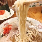 福間ラーメンろくでなし - 細麺ストレートのカタ♪