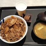 松屋 - 牛丼大盛り