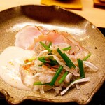 道人 - 天然虎河豚　河豚白子のソース　鉄皮の小葱、胡麻油和え